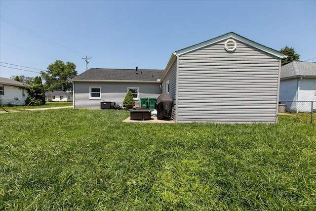 1935 Sedan Ave, Obetz, OH 43207 - back of house with a fire pit
