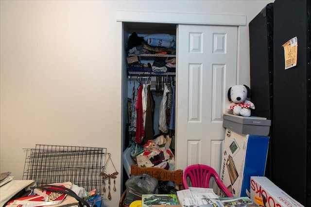 1935 Sedan Ave, Obetz, OH 43207 - bedroom featuring a closet