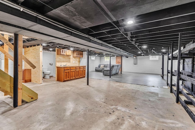 1508 W Hanley Rd, Mansfield, OH 44904 - below grade area featuring stairs and electric panel
