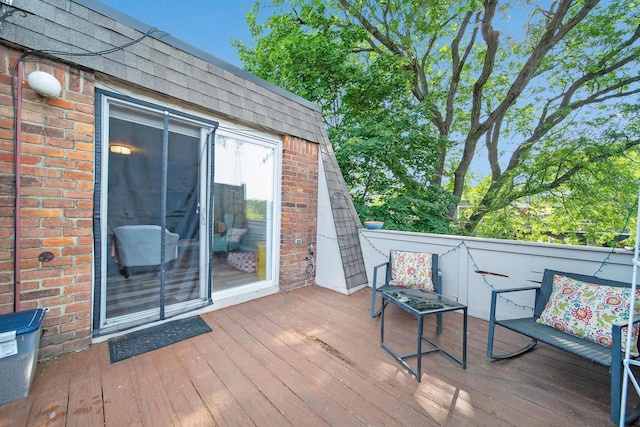 1551 Lafayette Dr Unit B, Columbus, OH 43220 - view of wooden deck