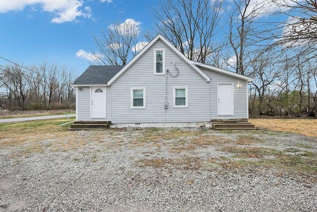 3784 Armuth Ave, Columbus, OH 43219 - rear view of house featuring entry steps and a shingled roof