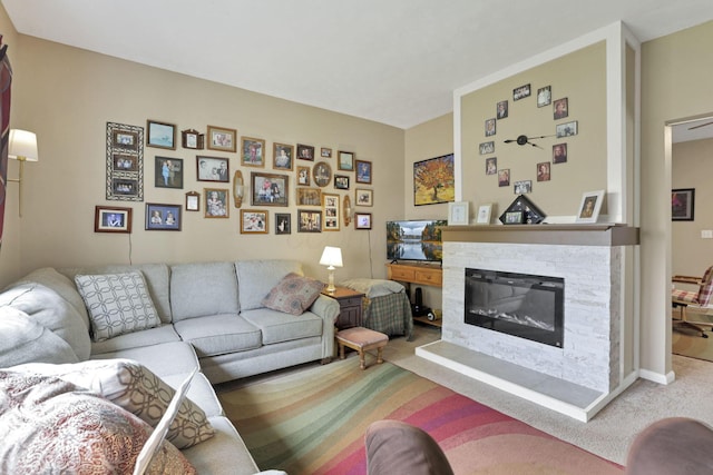 625 E Mulberry St, Lancaster, OH 43130 - carpeted living room with a fireplace
