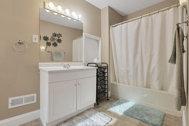 625 E Mulberry St, Lancaster, OH 43130 - full bath with vanity and shower / bath combination with curtain