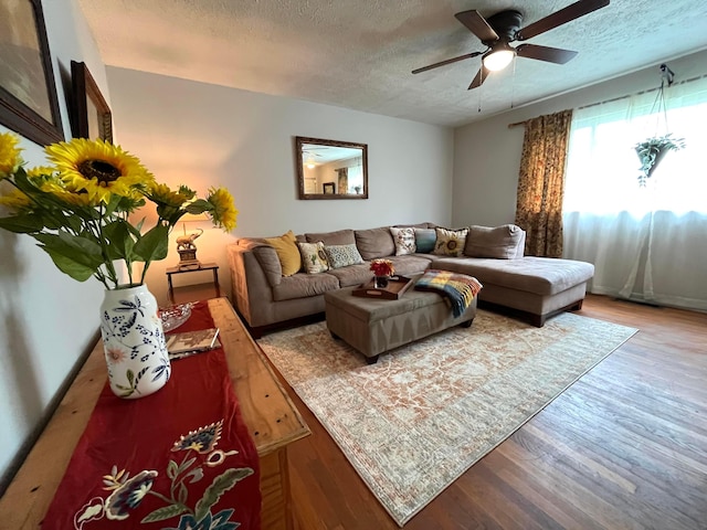 2522 Regina Ave, Columbus, OH 43204 - photo 5