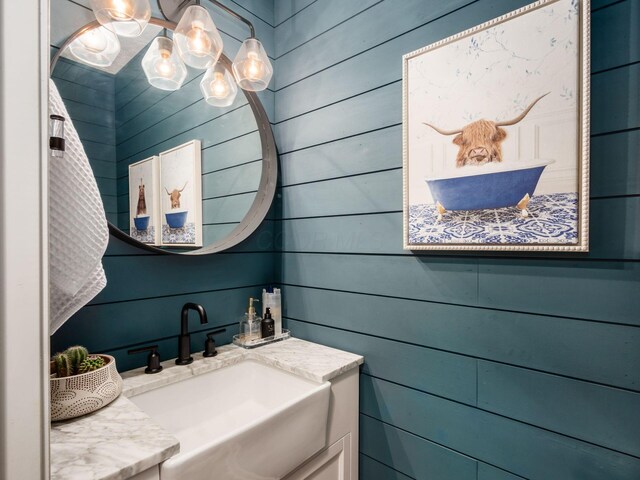 153 Shawnee Dr, Pickerington, OH 43147 - bathroom with vanity and a chandelier