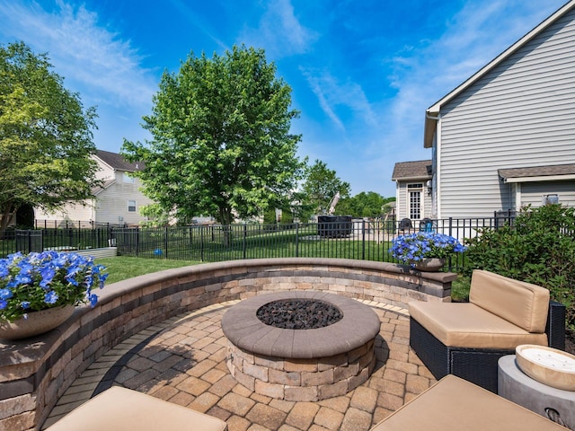 153 Shawnee Dr, Pickerington, OH 43147 - fenced backyard featuring a patio area and an outdoor fire pit