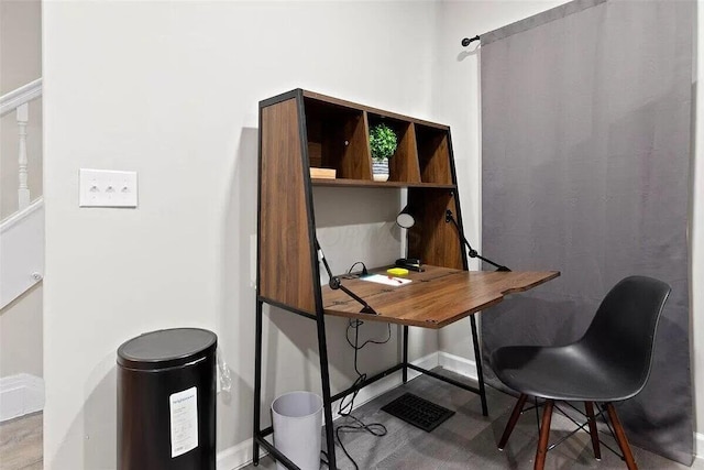 387 N Garfield Ave, Columbus, OH 43203 - view of home office