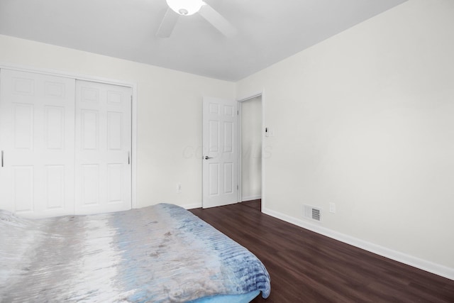 1121 Afton Rd, Columbus, OH 43221 - bedroom with dark wood-type flooring, a closet, and ceiling fan