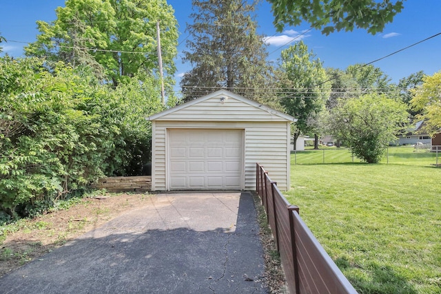 1121 Afton Rd, Columbus, OH 43221 - detached garage with driveway