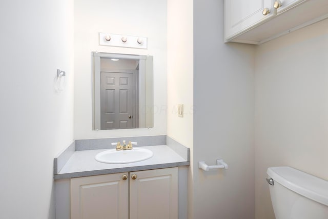 318 Berger Aly, Columbus, OH 43206 - half bath featuring toilet and vanity