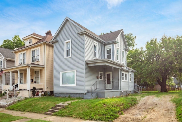 424 S Harris Ave, Columbus, OH 43204 - view of front of home featuring a porch