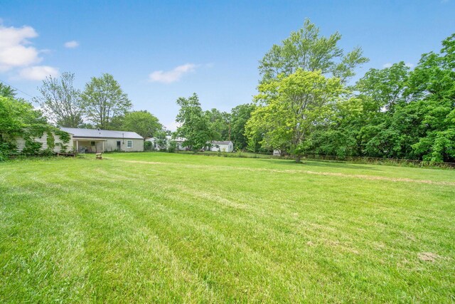 136 Ridgeview Ct, Johnstown, OH 43031 - view of yard