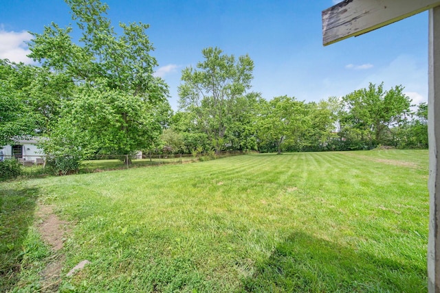 136 Ridgeview Ct, Johnstown, OH 43031 - view of yard