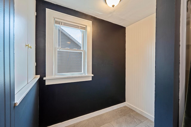 297 Central Ave, Newark, OH 43055 - unfurnished room with baseboards and light tile patterned flooring