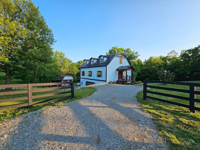 1240 Beath Ln, South Salem, OH 45681 - view of front facade featuring gravel driveway