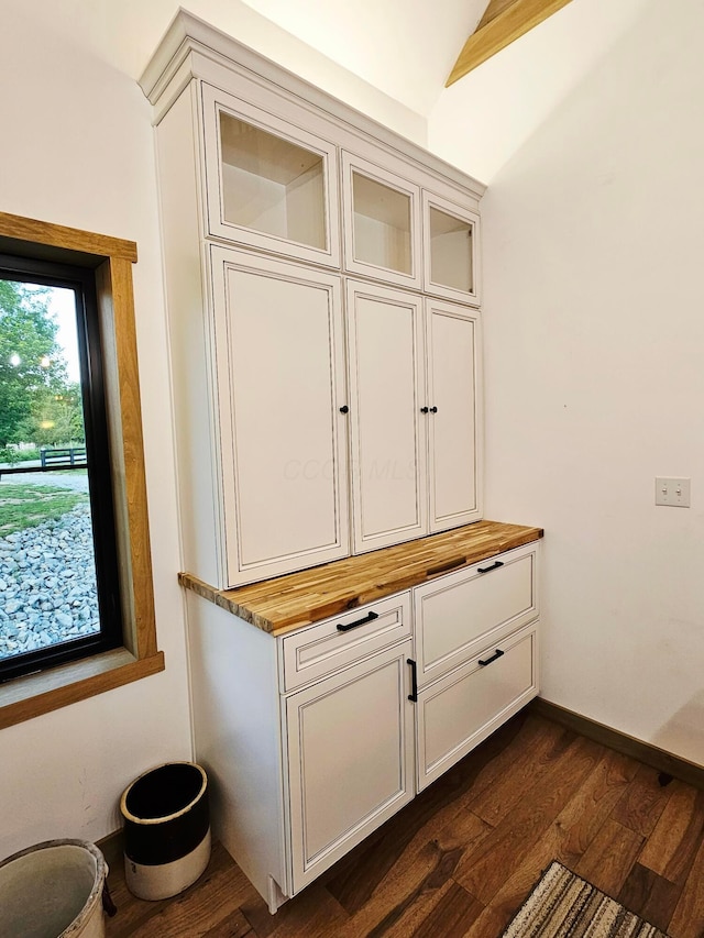1240 Beath Ln, South Salem, OH 45681 - mudroom featuring lofted ceiling and dark wood-style floors
