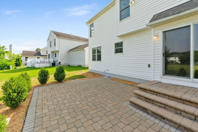 113 Olentangy Meadows Dr, Lewis Center, OH 43035 - view of patio