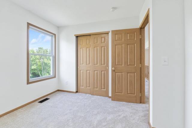 113 Olentangy Meadows Dr, Lewis Center, OH 43035 - unfurnished bedroom with carpet and a closet
