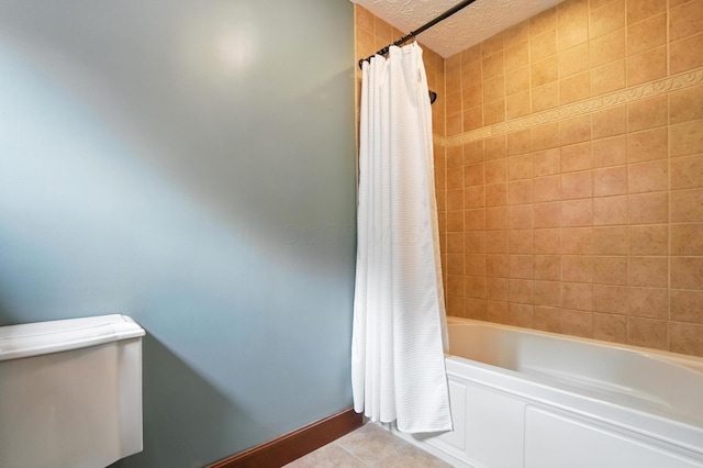 1482 Buckpoint Ln, Worthington, OH 43085 - full bath featuring shower / bath combo, tile patterned flooring, and a textured ceiling