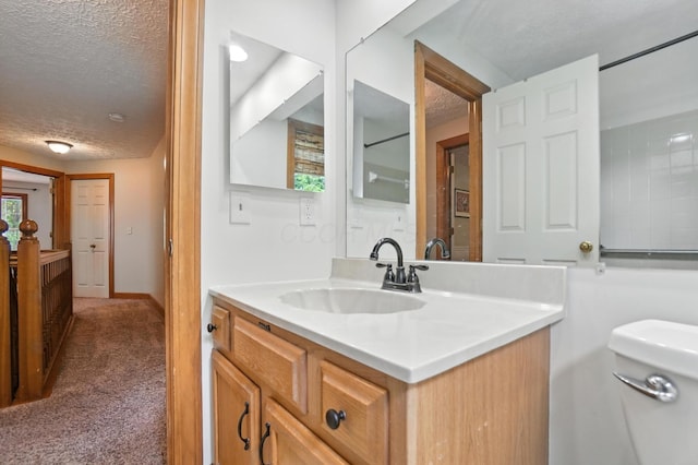 1482 Buckpoint Ln, Worthington, OH 43085 - bathroom featuring vanity and a textured ceiling