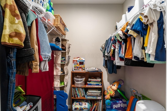 5070 River Bend Dr, South Bloomfield, OH 43103 - view of spacious closet