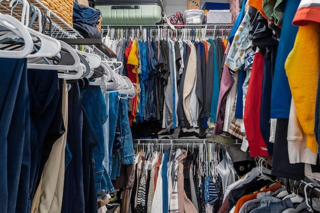 5070 River Bend Dr, South Bloomfield, OH 43103 - view of walk in closet