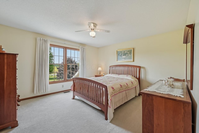 6281 Davis Dr, Newark, OH 43056 - carpeted bedroom featuring baseboards and ceiling fan
