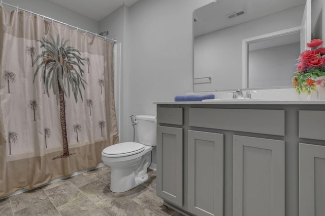 235 Old Bay Dr, Pataskala, OH 43062 - full bathroom featuring vanity and shower / bath combo