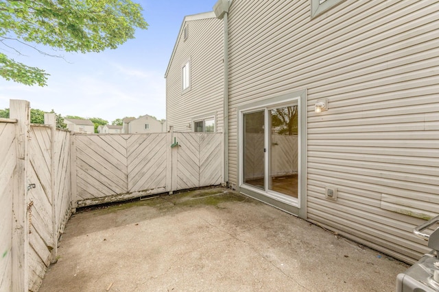 5198 Dierker Rd Unit D, Columbus, OH 43220 - view of patio / terrace
