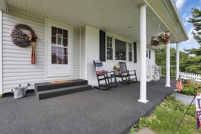 17519 Thompson Ridge Rd, Laurelville, OH 43135 - view of porch