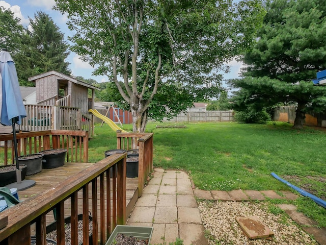 566 Deanna Stroll Rd, Heath, OH 43056 - fenced backyard featuring a deck