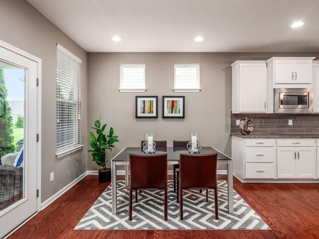 8105 Jitterbug Ln, Pickerington, OH 43147 - dining space featuring dark wood-style flooring and recessed lighting
