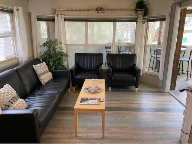 374 Pathfinder Trl, Logan, OH 43138 - view of sunroom / solarium