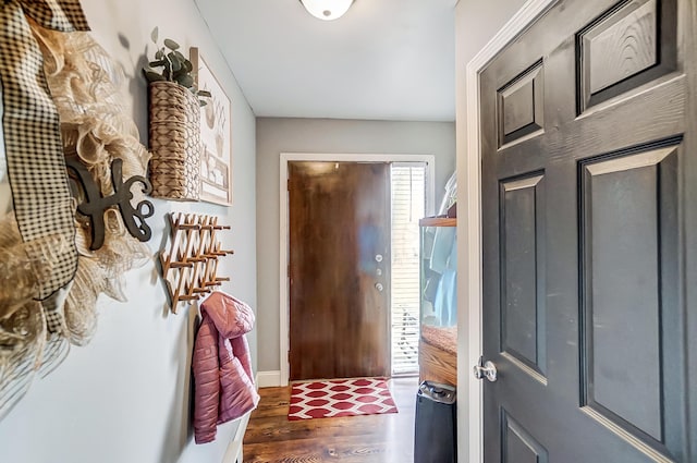 1849 Old Springfield Rd, New Holland, OH 43145 - foyer with wood finished floors and baseboards
