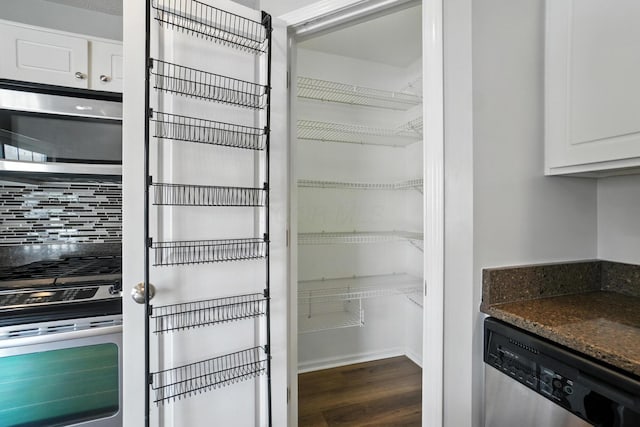 5632 Middle Falls St, Dublin, OH 43016 - view of pantry