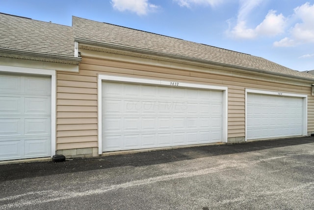 5632 Middle Falls St, Dublin, OH 43016 - view of garage