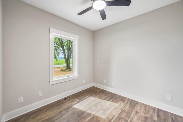 1705 Horseshoe Rd, Delaware, OH 43015 - empty room featuring wood finished floors and ceiling fan