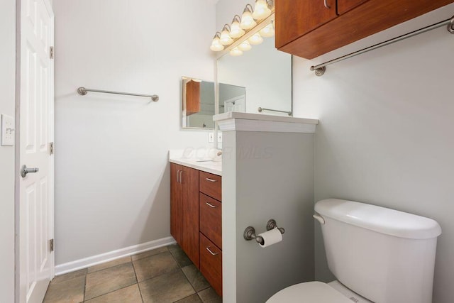 121 E Noble St Unit 3, Columbus, OH 43215 - bathroom with vanity and toilet
