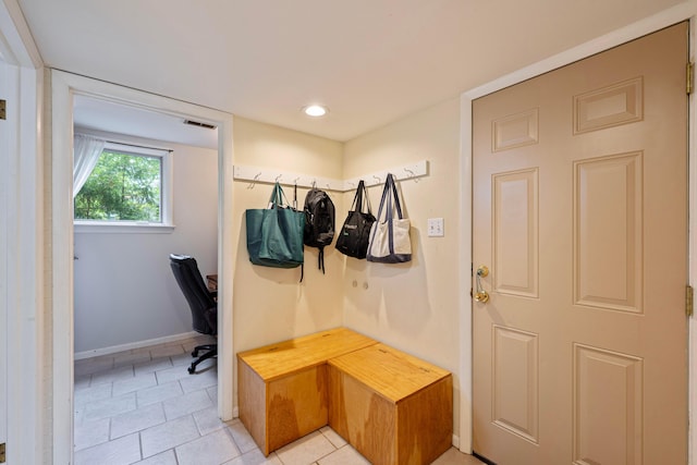 582 E Stanton Ave, Columbus, OH 43214 - mudroom featuring light tile patterned floors and recessed lighting
