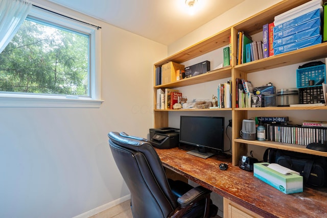 582 E Stanton Ave, Columbus, OH 43214 - office with healthy amount of natural light and built in desk