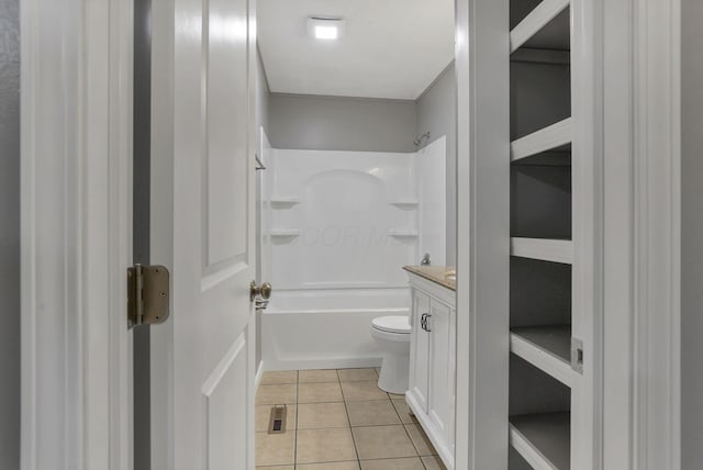 2103 Rochelle Pl, Columbus, OH 43232 - full bathroom with tile patterned flooring, vanity, and shower / tub combination