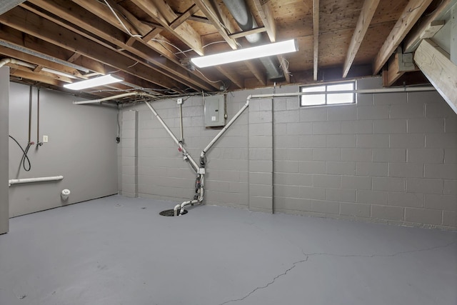 2103 Rochelle Pl, Columbus, OH 43232 - basement featuring electric panel