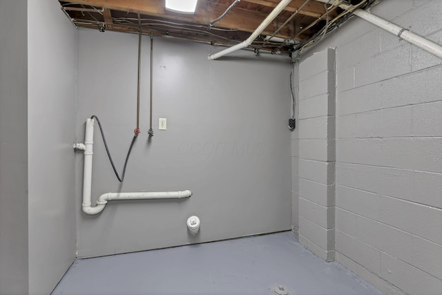 2103 Rochelle Pl, Columbus, OH 43232 - view of unfinished basement