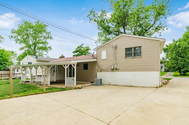 3623 Bolamo Dr, Westerville, OH 43081 - rear view of house featuring a porch and a chimney