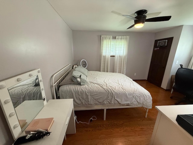 1819 Walnut Rd, Heath, OH 43056 - bedroom featuring wood finished floors and ceiling fan