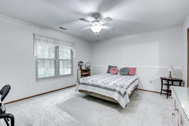 151 Cameron Ridge Dr, Columbus, OH 43235 - carpeted bedroom with a ceiling fan and a textured ceiling