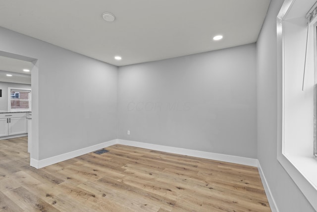 528 Bassett Ave, Columbus, OH 43203 - photo 14