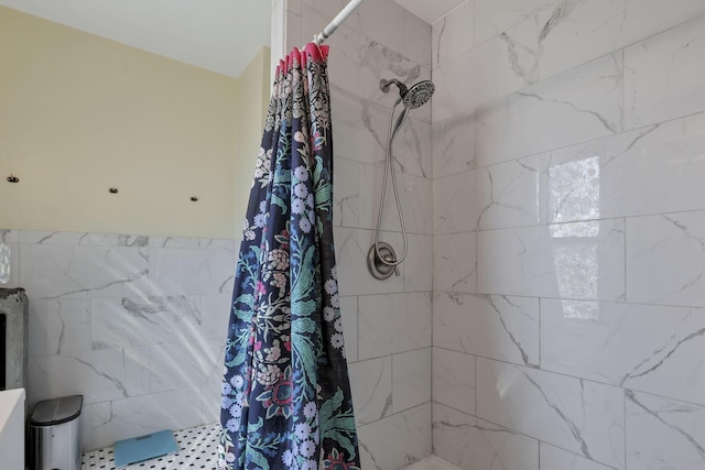 300 E Main St, Somerset, OH 43783 - bathroom with tiled shower