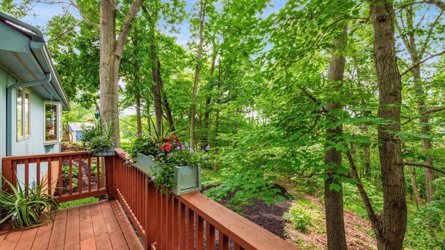 1801 Pleasantview Dr NE, Lancaster, OH 43130