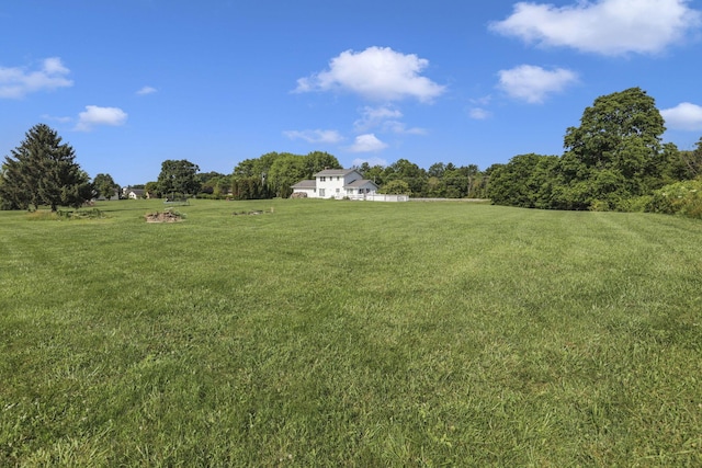 6605 Lancaster Rd SE, Hebron, OH 43025 - view of grassy yard featuring a rural view